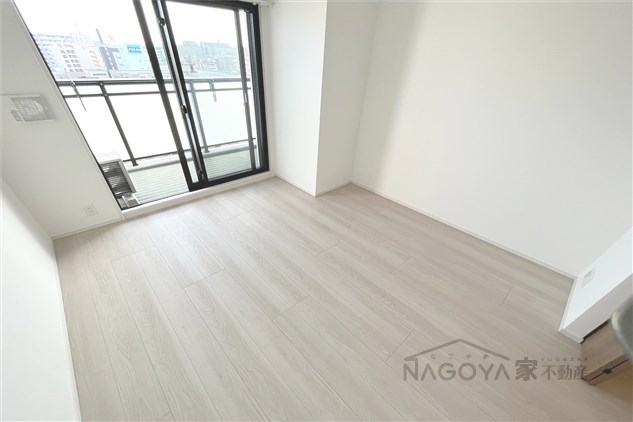 S-RESIDENCE堀田North リビング