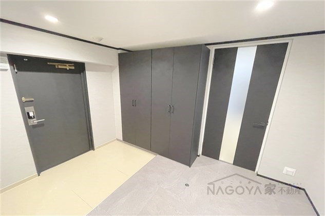 アビタシオン泉 玄関