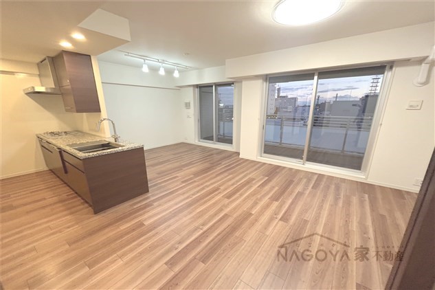 プラウドタワー名古屋久屋大通公園 リビング