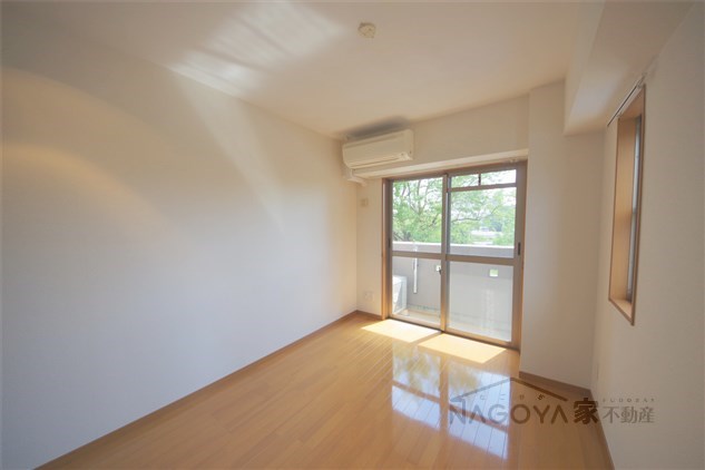 フロンティアハイツ吹上 リビング