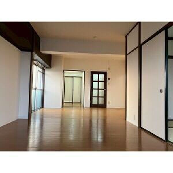 リアライズ猪子石 リビング