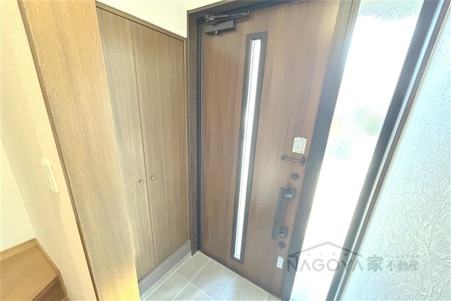 中村区大日町戸建 玄関