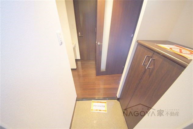 プレミアムコート名古屋金山インテルノ 玄関