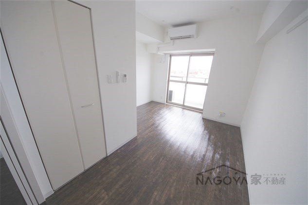 グランパークタワー ベッドルーム