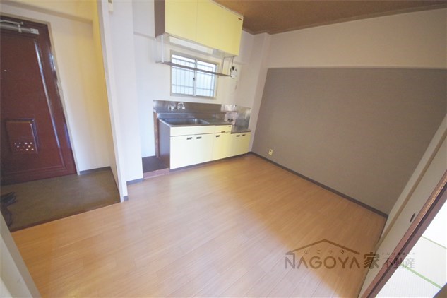 ラッフル徳川 リビング