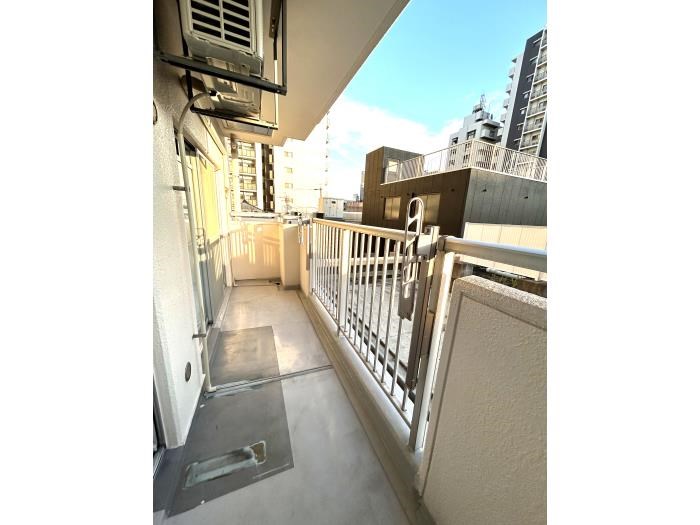 アーバニア鶴舞第２ ベランダ