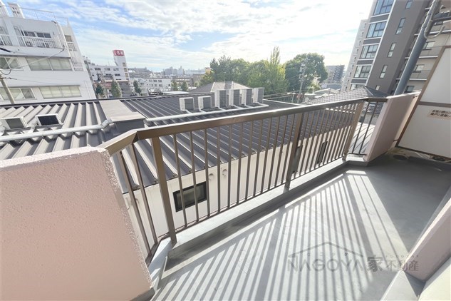 ヴィラ・フローラ ベランダ