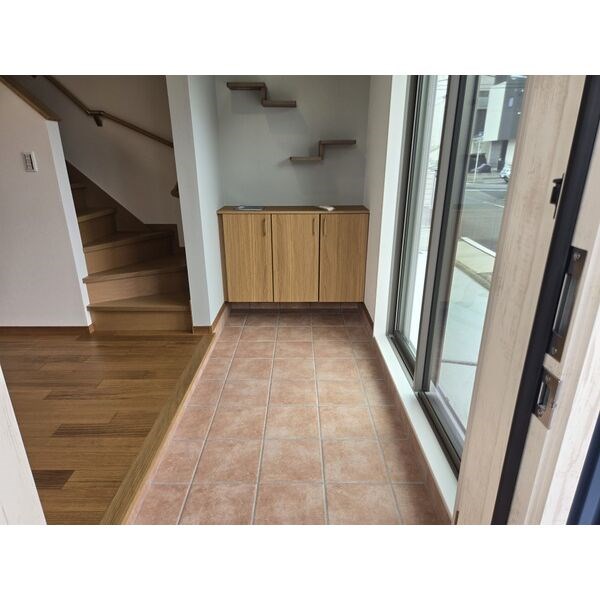 カッツェカヤバ 玄関