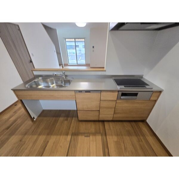 カッツェカヤバ キッチン