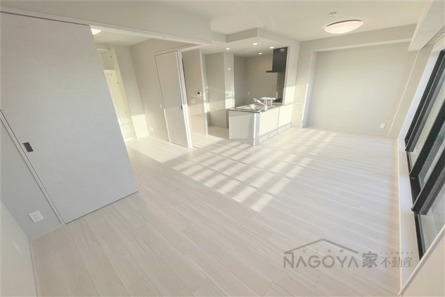 レ・ジェイド名古屋 リビング