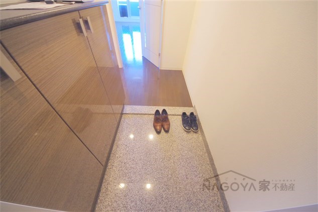 パークアクシス名駅南 玄関