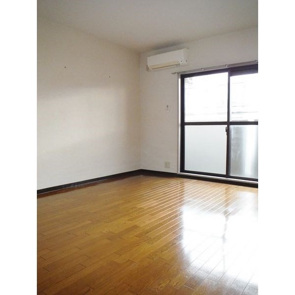 グリーンヒル瑞穂 リビング