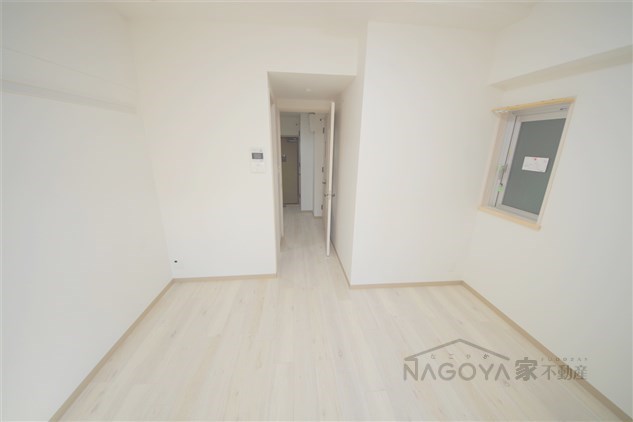 メイプルコート朝岡 リビング