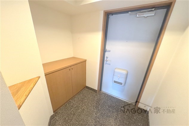 ルミナス山手 玄関