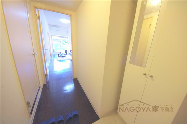 フォレシティ新栄 玄関