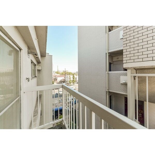 HP黄金通ビル ベランダ