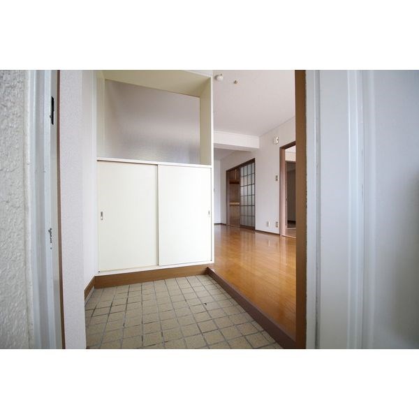 メゾンルノールⅠ 玄関