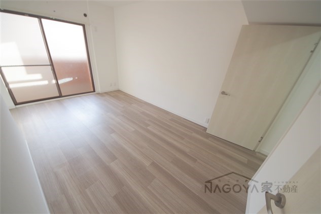 リノヴェール本山 リビング