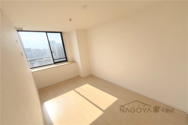 グラン・アベニュー栄 ベッドルーム