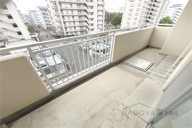 アーバンラフレ志賀5号棟 ベランダ