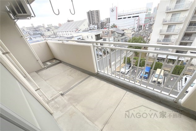 アーバンラフレ志賀1号棟 ベランダ