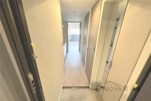 プレサンス吹上駅前エテルノ 玄関