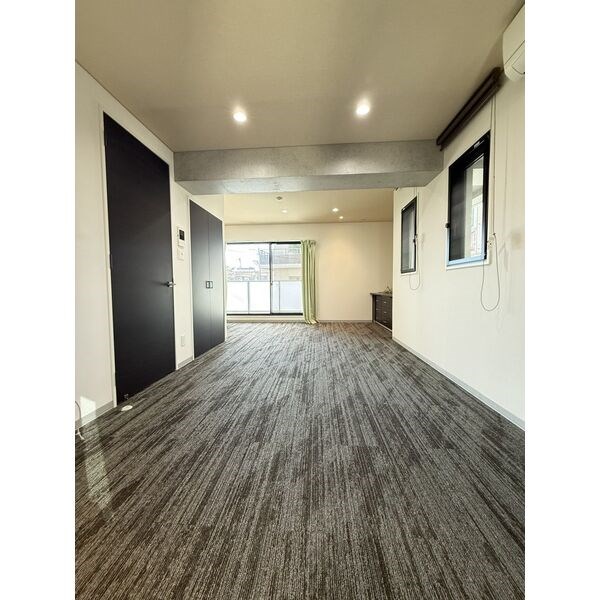 ドルフィンコートIKESHITA リビング