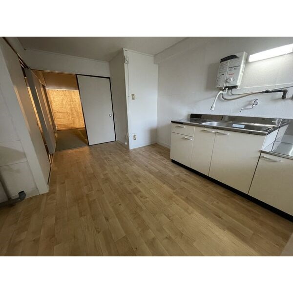 万長ビル キッチン