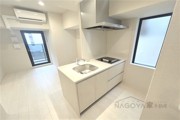 ザ・レジデンスパーク栄 キッチン