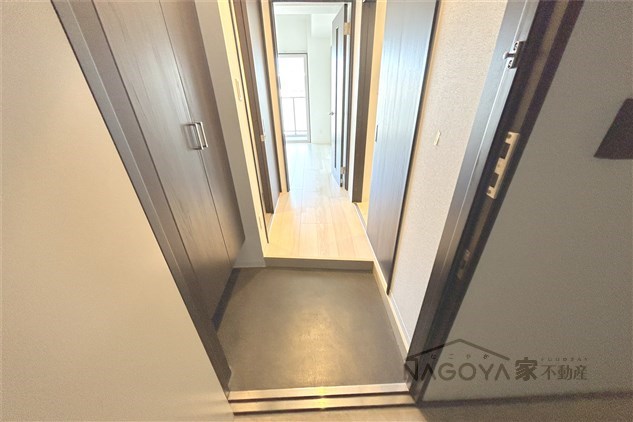 CERES志賀本通 玄関