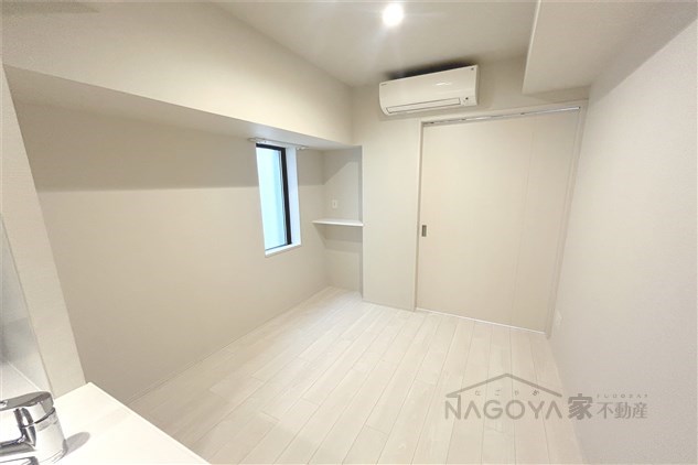 ザ・レジデンスパーク栄 リビング