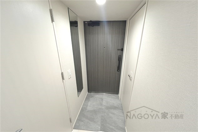 ザ・レジデンスパーク栄 玄関