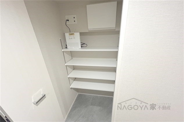 ザ・レジデンスパーク栄 玄関