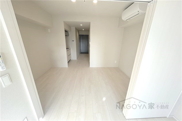 ザ・レジデンスパーク栄 リビング