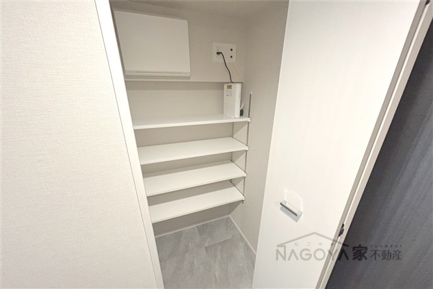 ザ・レジデンスパーク栄 玄関