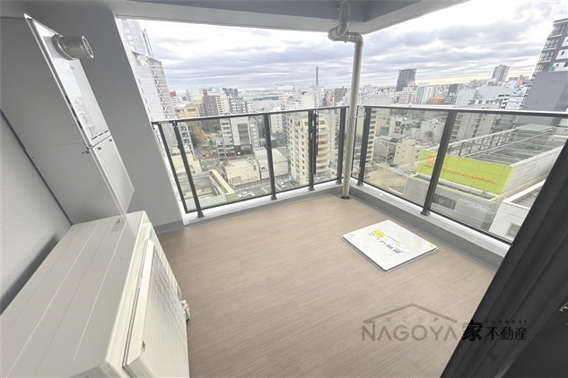 ザ・レジデンスパーク栄 ベランダ