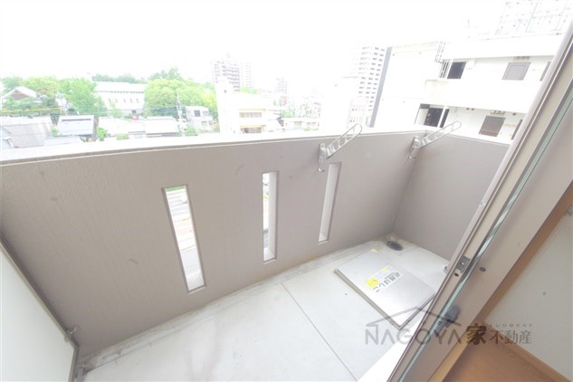 クラウザン徳川 ベランダ