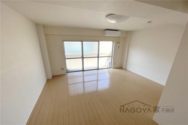 ＺＵＩＳＥＩ　ＢＬＤ リビング