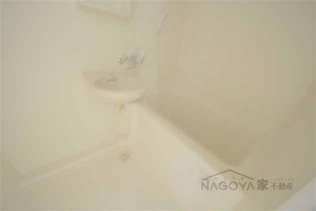 シティライフ春岡 風呂画像