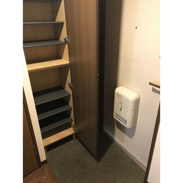 リヴェール山王 玄関