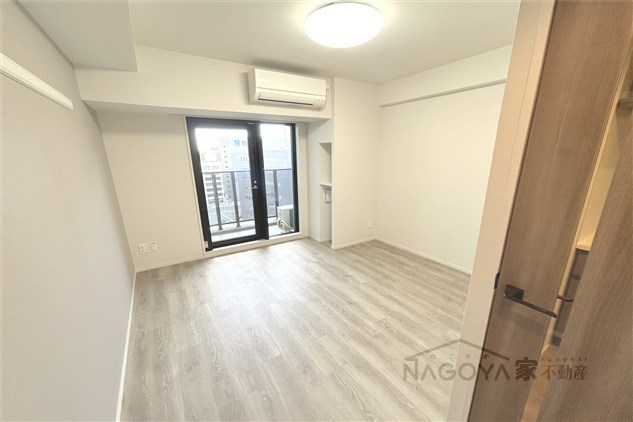 クレヴィスタ名駅南 リビング