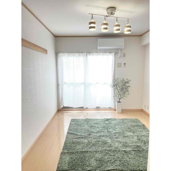 プレザント吹上 リビング