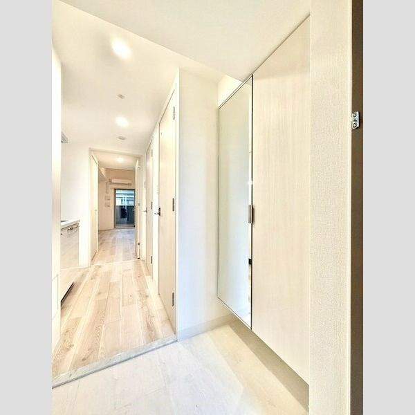 エスリード名古屋サザンプレイス 玄関