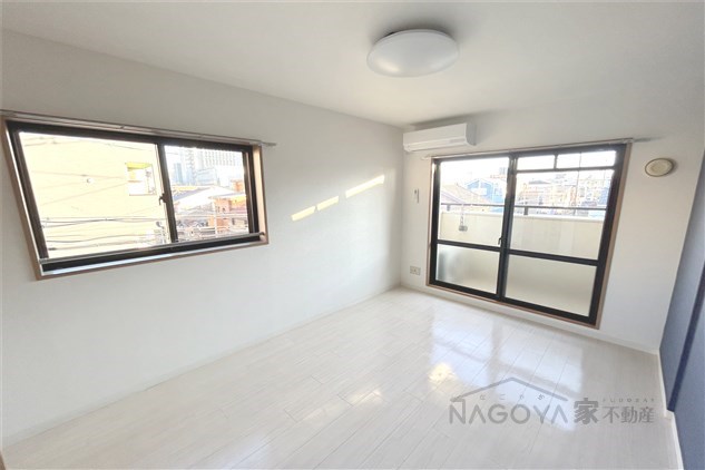 キャッスルⅤ ベッドルーム