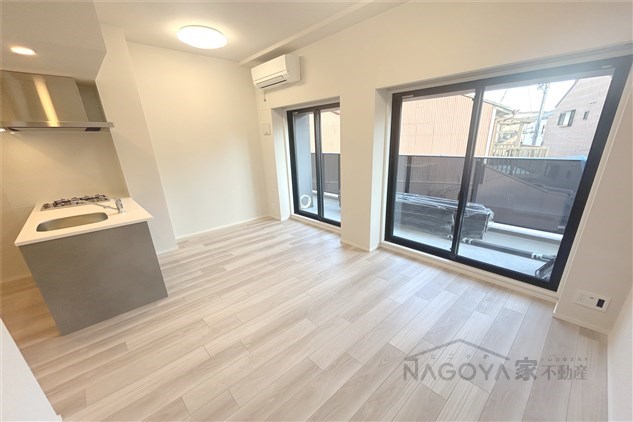 シーズンフラッツ今池NORTH リビング