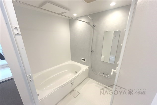 シーズンフラッツ今池NORTH 風呂画像