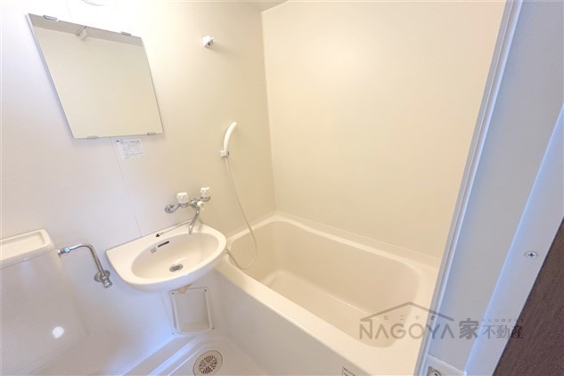 メゾン尾頭橋 風呂画像