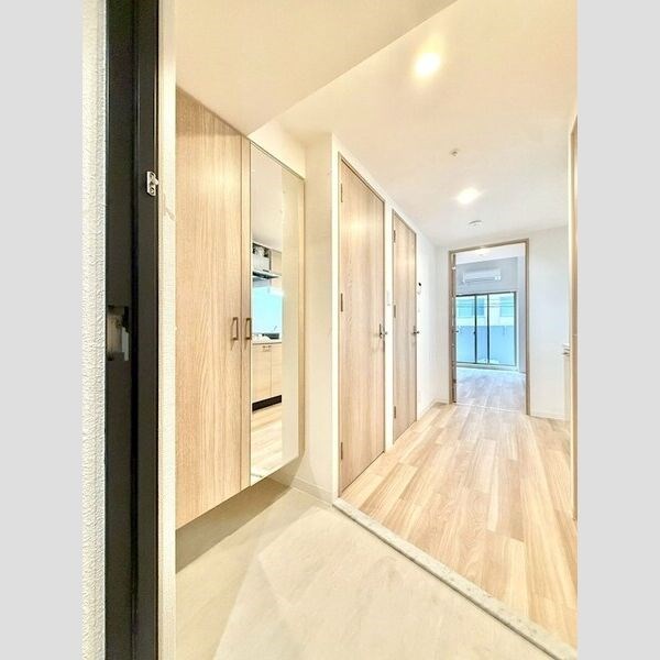 エスプレイス名古屋神宮前 玄関