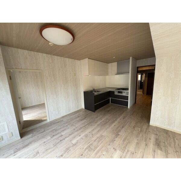 南山ハイツ リビング