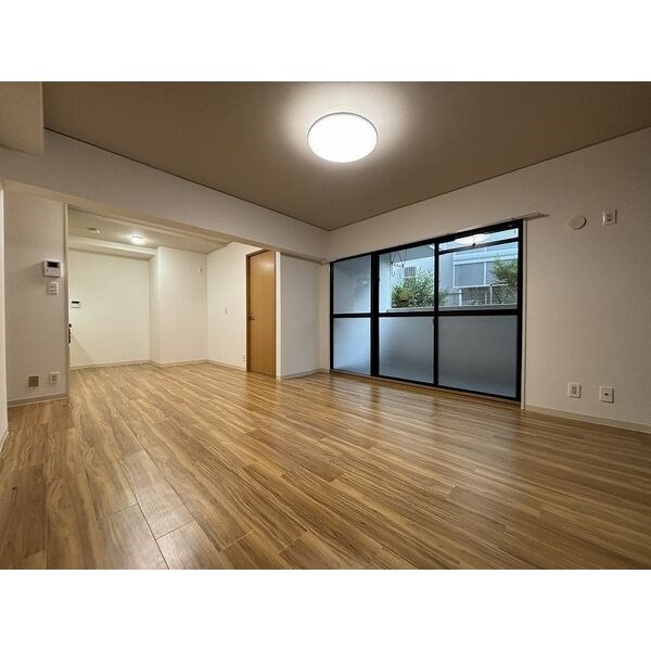 エルグランデ萩山 リビング